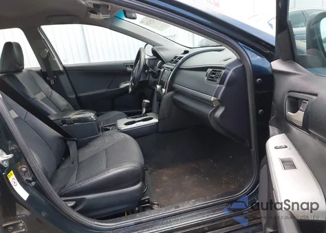 2013 Toyota Camry Se z USA, uszkodzony, nr VIN 4T1BF1FK0DU229925